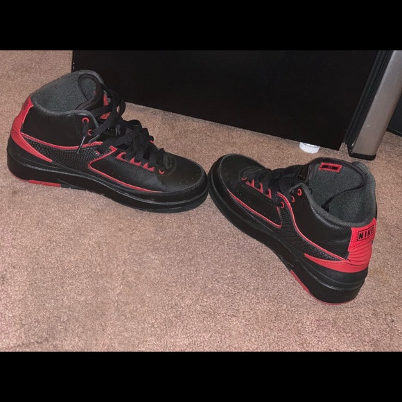 Retro Jordan 2 - Picture 4 of 4